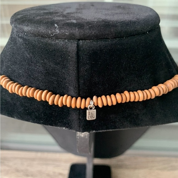 Beautiful BUDDHA NECKLACE BROWN WHITE GRAY by ICON Unisex - Picture 6 of 7